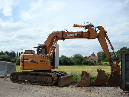 posto, Ingranaggio, terna, macchinario, industria di costruzioni, motore della terra, bulldozer, sito di costruzione, macchine da cantiere, industria, attrezzatura, scoop del veicolo, scavando, lavoro, edificio - attività, sporco, attrezzatura da costruzione, cielo, natura, mezzi di trasporto, terra, giorno, modo di trasporto, nessuno, nuvola - cielo, campo, pianta, veicolo terrestre, veicolo di costruzione, macchinari agricoli, 2K, CC0, dominio pubblico, privo di copyright