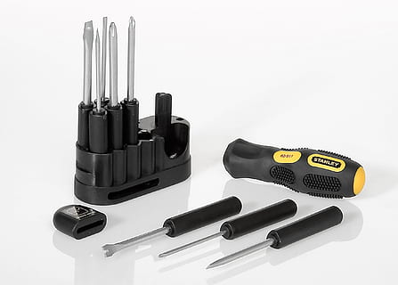 black, stanley screwdriver, set, screwdriver, game tips, hardware, tools, industry, settings, screws, objects, equipment, white background, group of objects, work tool, technology, black color, cut out, still life, indoors, no people, choice, variation, studio shot, collection, close-up, communication, ink, office, group, arrangement, electrical equipment, 1080P, CC0, public domain, royalty free