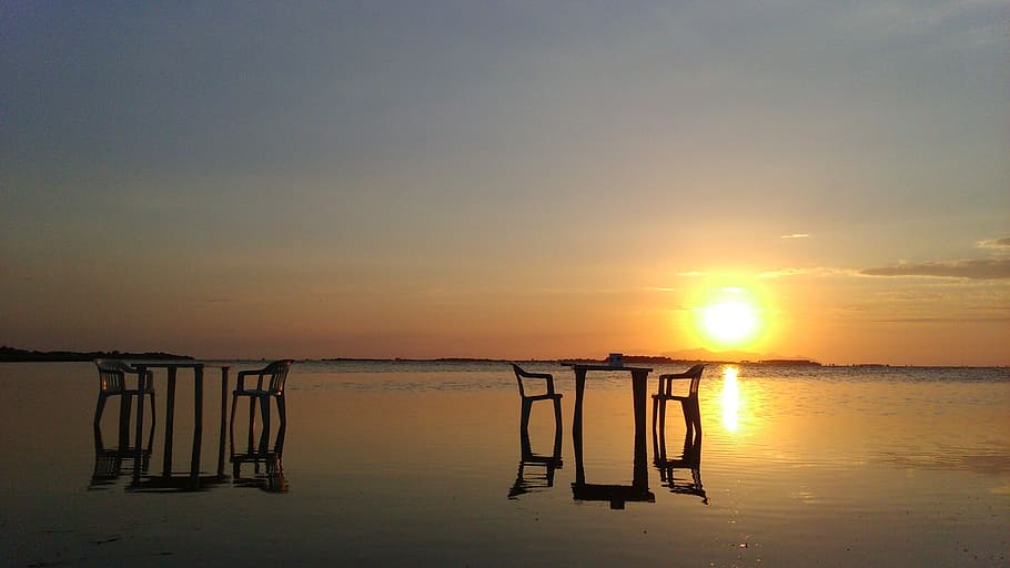 nature, landscape, tranquility, sky, sunset, water, scenics - nature, reflection, tranquil scene, beauty in nature, sea, sun, orange color, idyllic, no people, silhouette, non-urban scene, beach, horizon, horizon over water, outdoors, wooden post, 2K