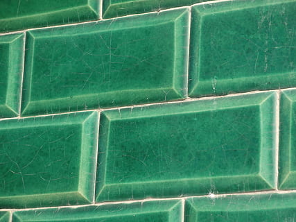 rajoles, verd, paret, patró, geomètric, verd, paret, disseny, teló de fons, decoració, quadrat, quadrats, maons, exterior, color verd, esport, fons, marc complet, cap gent, estadi, primer pla, textura, a l'interior, naturalesa, rajola, resum, forma, arquitectura, estructura construïda, aigua, bellesa a la natura, part de la planta, full, 1080P, CC0, domini públic, lliure de regalies