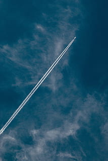azul, céu, avião, céu azul, de outros, dia, ar, nuvem - céu, natureza, ao ar livre, trilha de vapor, veículo aéreo, contrail, transporte, branco, Rapidez, visão de baixo ângulo, ninguém, modo de transporte, vôo, movimento, em movimento, beleza na natureza, scenics - natureza, viagem, diretamente abaixo, 4K, CC0, domínio público, royalty free
