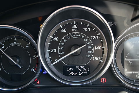 bil, urskive, hastighed, indikator, køretøj, hastighed, indikator, auto, automobil, instrumentbræt, speedometer, kontrollere, panel, teknologi, strøm, køre, udstyr, motor, Skærm, måling, brændstof, transportere, sort, niveau, indre, benzin, Målestok, bil dashboard, land køretøj, kilometertæller, transportmidler, køretøj interiør, kontrolpanel, kilometer, sort farve, transportform, bil interiør, nummer, motor køretøj, ingen mennesker, tæt på, geometrisk form, cirkel, måleinstrument, måler - måleinstrument, 5K, CC0, offentligt domæne, royaltyfrie