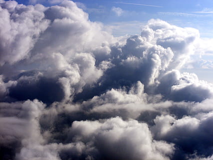 núvol, cel, blanc, avió, dia, la bruma, núvol - cel, bellesa a la natura, escenics - natura, tranquil·litat, cap gent, naturalesa, escena tranquil·la, cloudscape, fons, a l'aire lliure, Color blanc, marc complet, vista d’angle baix, idíl·lic, esponjós, blau, llum solar, suavitat, meteorologia, alçada, 2K, CC0, domini públic, lliure de regalies