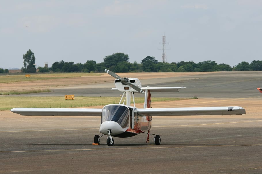 avions, ala fixa, patchen, explorador, explorador patchen, prototip, reconeixement, rodatge, museu de la força aèria sud-africana, patrimoni, avió, pista d’aeroport, transport, vehicle aeri, dia, aeroport, manera de transport, cel, hèlix, naturalesa, cap gent, militar, pista, carretera, exèrcit, estacionari, a l'aire lliure, avió d'hèlix, forces aeries, medi ambient, indústria aeroespacial, 1080P