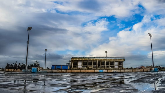 stadionas, vaizdas, architektūra, statybos, Kipras, paralimni, debesis - dangus, dangus, pastatyta struktūra, pastato išorė, vanduo, pobūdį, gatvės šviesos, gatvė, dieną, nėra žmonių, miestas, lauke, apšvietimo įranga, pastatas, krantinė, transportavimas, kelionės tikslai, 5K, CC0, Viešasis domenas, nemokamai