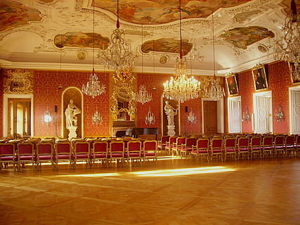 빨간, 의자, 내부, 화이트, 그린, 방, 성, 건축물, 장식, 호화로운, 시티, 아름다운, 풍부한, 경계표, 불, 실내, 조명, 아무도, 강당, 일, 좌석, 조명 장비, 부재, 예술 문화와 오락, 내장 구조, 샹들리에, 빈, 사치, 부, 바닥, 벽화, 프레스코, 단계, 건물, 무대 공연 공간, 화려한, 1080P, CC0, 공개 도메인, 로열티 무료