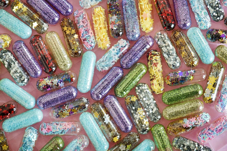 çeşitli glitter kapsüller, hap, eczane, Desen, kapsül, ilaç, soyut, pırıltı, parlak, sevgililer günü, parıltı, gökkuşağı, doku, tatlı, stil, köpüklü, Parti, cadılar bayramı, Festival, bütün çerçeve, büyük nesne grubu, çok renkli, yüksek açılı görünüş, bolluk, arka, içeriye, varyasyon, seçim, insansız, natürmort, satılık, perakende, tatlı yiyecek, kapatmak, takı, düşkünlük, Gıda, yarı değerli mücevher, lüks, 1080P