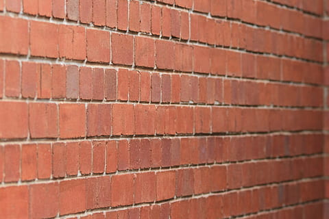 perete de cărămidă brună, roșu, rânduri, model, perete, cărămidă, bloc, zidărie, constructie, arhitectură, suprafaţă, zid de cărămidă, proiecta, perete de piatra, exterior, texturată, clădire, material, stonework, fundaluri, montare pe perete, nici o persoana, a închide, cadru complet, consecutiv, construită, maro, zi, exteriorul clădirii, în aer liber, educaţie, material de construcții, beton, 1080P, CC0, domeniu public, fără drepturi de autor