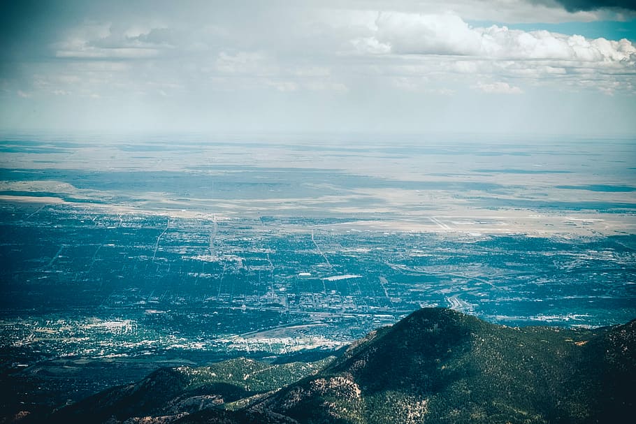 bjerg, himlen fotografering, Foto, hvid, himmel, topmøde, antenne, dal, skyer, afstand, horisont, 14500 fod, eventyr, colorado forår, pikes peak, sky - himmel, skønhed i naturen, scenics - natur, vand, natur, rolig scene, hav, ro, dag, ingen mennesker, luftfoto, idyllisk, udendørs, miljø, fjern, bybilledet, ikke-urbane scene, 5K