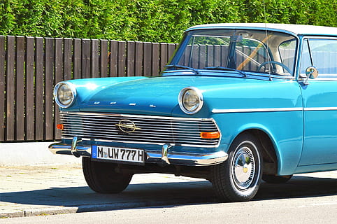 opel, Ρεκόρ, αυτο, oldtimer, opel rekord, συλλεκτικό αντικείμενο, κλασσικός, νοσταλγία, χρώμιο, pkw, παλαιός, αυτοκινητοβιομηχανία, σπανιότητα, αυτοκίνητο, oldi, όχημα, ιστορικά, παλιό αυτοκίνητο, το παρελθόν, ντεμοντέ, ρετρό στυλ, Μεταφορά, vintage αυτοκίνητο, χερσαίο όχημα, μπλε, τρόπος μεταφοράσ, μηχανοκίνητο όχημα, προβολέας, μέταλλο, δρόμος, πόλη, ηλιακό φως, ακίνητος, ημέρα, πλέγμα, φύση, σε εξωτερικό χώρο, κρασί, αντίκα, 4K, CC0, δημόσιος τομέαςα, χωρίς δικαιώματαe