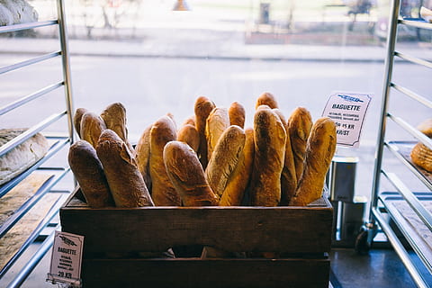 baked, bread, basket, pastry, bake, food, restaurant, shop, store, delicious, baguette, food and drink, freshness, retail, loaf of bread, bakery, for sale, indoors, choice, large group of objects, retail display, brown, no people, healthy eating, wellbeing, still life, french food, sale, bun, carbohydrate - food type, 1080P, CC0, public domain, royalty free