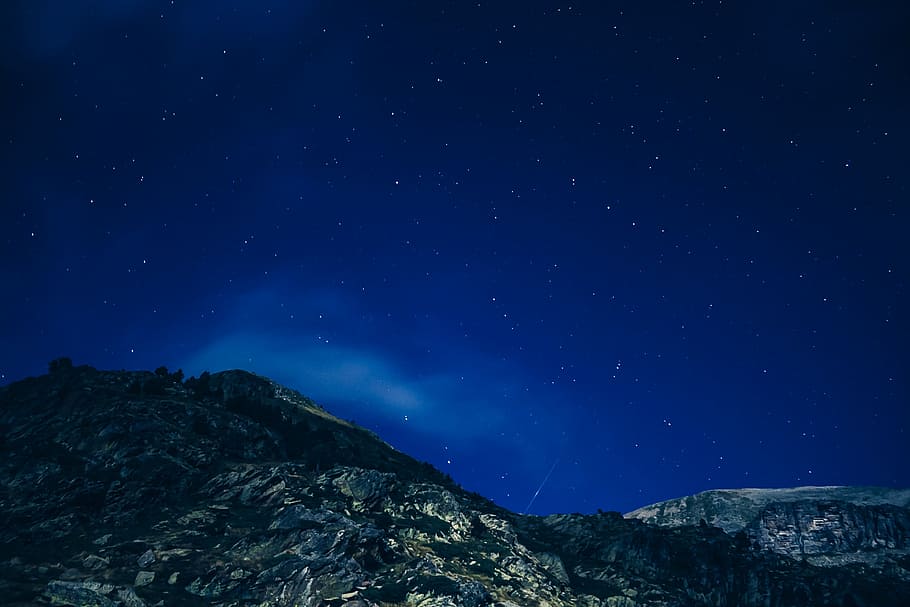 hora, Hvězdná obloha, fotografie, noc, hvězd, galaxie, prostor, temný, večer, nebe, astronomie, hory, Příroda, klidné scény, venku, scén, nikdo, krása v přírodě, krajina, hvězda - prostor, scenics - příroda, klid, hvězda, nízký úhel pohledu, hvězdné pole, modrý, životní prostředí, idylický, pohoří, 2K