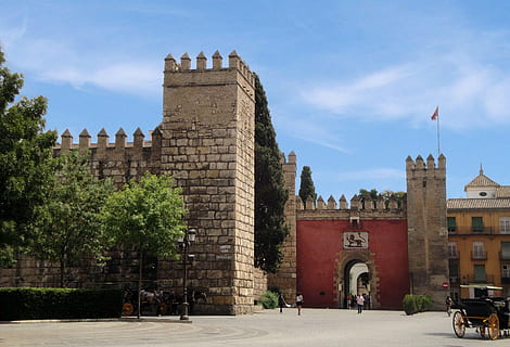 Sevilla, pilis, Ispanija, kvadratas, architektūra, pastato išorė, pastatyta struktūra, istorija, praeitis, pastatas, kelionės tikslai, dangus, pobūdį, bokštas, dieną, kelionė, senas, medis, miestas, augalų, sienos, fortas, turizmą, 4K, CC0, Viešasis domenas, nemokamai