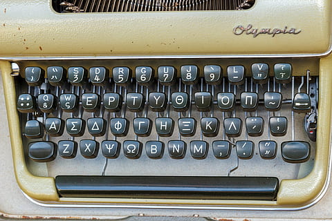 typewriter, old, retro, office, mechanically, keys, metal, vintage, keyboard, letters, greek, flea market, old-fashioned, retro Styled, antique, writing, alphabet, obsolete, typing, typescript, machinery, text, communication, no people, number, close-up, indoors, technology, the past, history, still life, analog, western script, nostalgia, high angle view, keypad, push button, 5K, CC0, public domain, royalty free
