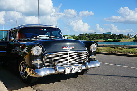 cuba, auto, oldtimer, chrome, old timer, varadero, mode of transportation, transportation, car, motor vehicle, cloud - sky, retro styled, land vehicle, sky, vintage car, day, sunlight, nature, architecture, road, headlight, blue, city, the past, stationary, outdoors, no people, antique, silver colored, luxury, 5K, CC0, public domain, royalty free