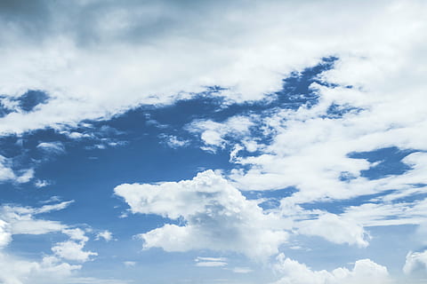 hvid, blå, skyer, himmel, Sky, klar, skyer himmel, himlen skyer, blå himmel skyer, natur, sol, cumulus, ocean, grøn, sommer, lys, horisont, regn, strand, diamant, hawaii, hoved, Honolulu, Oahu, forplumret, pacific, udvej, naturskøn, solrig, træ, tropisk, ferie, bred, Waikiki, varm, dag, sky - himmel, skønhed i naturen, scenics - natur, ro, hvid farve, lav vinkel visning, baggrunde, rolig scene, ingen mennesker, idyllisk, cloudscape, udendørs, miljø, sollys, fluffy, meteorologi, blødhed, 5K, CC0, offentligt domæne, royaltyfrie
