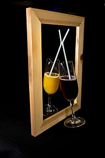 magisk spejl, spejl, magi, halm, spejling, punkter, farve, farverig, refleks, natur, vand, ren, alkohol, drikke, vin, drikkeglas, vinglas, forfriskning, glas, mad og drikke, indendørs, glas - materiale, ingen mennesker, gennemsigtig, sort baggrund, husholdningsudstyr, træ - materiale, stilleben, tæt på, friskhed, studio skud, mad, bakke, 4K, CC0, offentligt domæne, royaltyfrie