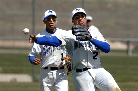 baseball, second base, play, infield, runner, ball, field, sport, male, glove, concentration, focus, shortstop, ground, game, out, coordination, athlete, players, sports uniform, baseball uniform, standing, baseball - sport, day, three quarter length, playing, clothing, competition, men, people, front view, nature, sunlight, two people, focus on foreground, young men, holding, outdoors, 2K, CC0, public domain, royalty free