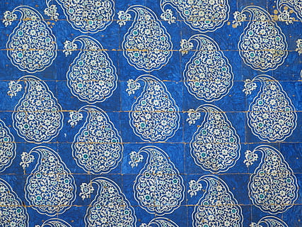 gris, blau, fons de pantalla de paisley, patró, rajola, rajoles, ceràmica, decoratiu, geomètric, marc complet, fons, cap gent, a l'interior, primer pla, art i artesania, porcellana, disseny, repetició, salut i medicina, arquitectura, creativitat, motiu floral, cercle, textura, ciència, ornamentat, color turquesa, fons blau, 4K, CC0, domini públic, lliure de regalies