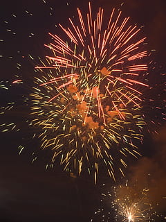 Pyrotechnik, Brände, künstlich, Veranstaltung, Nacht-, Feier, Feuerwerk, beleuchtet, Bewegung, explodiert, Langzeitbelichtung, Kunst, Kultur und Unterhaltung, glühend, Flachwinkelansicht, keine Leute, Natur, Himmel, Bewegungsunschärfe, Rauch - physische Struktur, Feuerwerk - künstliches Objekt, Licht, Funken, Festival, explosiv, 2K, CC0, gemeinfrei, lizenzfrei