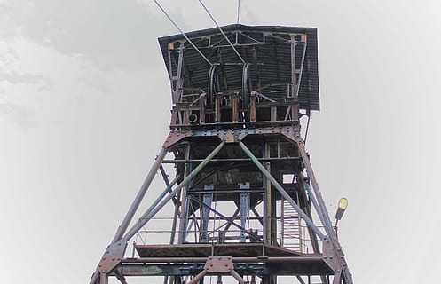 estructura, arquitectura, edificio, Ingenieria, estructura construida, vista de ángulo bajo, cielo, naturaleza, día, accidentes y desastres, exterior del edificio, escalera, la seguridad, nadie, salida de incendios, barandilla, escalones y escaleras, al aire libre, proteccion, seguridad, nube - cielo, 4K, CC0, dominio público, libre de derechos