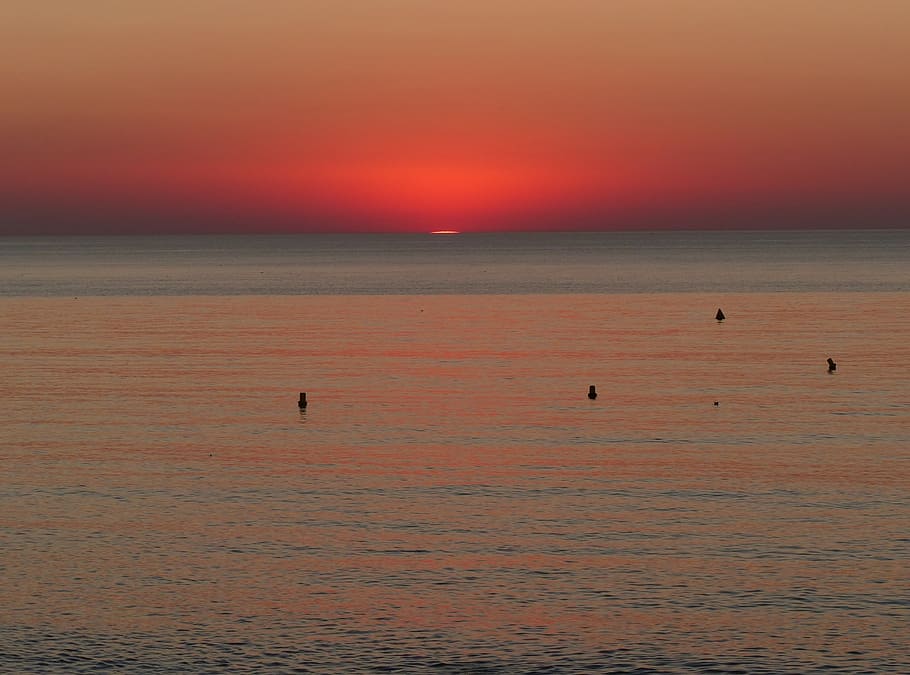 tramonto, mare, nuvole, arancia, luce, crepuscolo, oceano, acqua, cielo, orizzonte sull'acqua, orizzonte, scenics - natura, bellezza nella natura, la tranquillità, natura, scena tranquilla, nessuno, colore arancione, lungomare, uccello, idilliaco, all'aperto, boa, 1080P