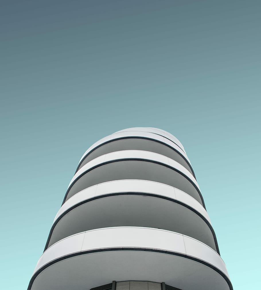 foto, blanc, ceràmica, edifici, baix, vista d'angle, gris, edifici de gran rosa, cel, façana, arquitectura, geomètric, geometria, mínim, degradat, blau, urbà, modern, corb, rodó, corba, espai negatiu, Battersea, línia, gràfic, gratacels, cel clar, vista d’angle baix, còpia espai, dia, cap gent, naturalesa, exterior de l'edifici, estructura construïda, llum solar, torre, alta - alta, ratlles, a l'aire lliure, assolellat, orientació, patró, 5K