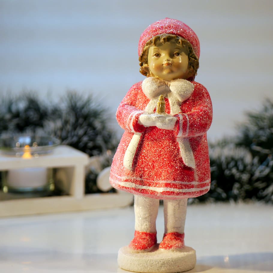 hivern, lliscar, vermell, neu, trineu de fusta, passeig en trineu, trineu de tobogan, Nadal, nen, persona, motiu de Nadal, infància, centrar-se en primer pla, representació, temperatura de fred, una persona, dia, naturalesa, representació humana, joguina, roba calenta, arbre, roba, de peu, menjar i beguda, bonic, innocència, menjar, primer pla, 1080P