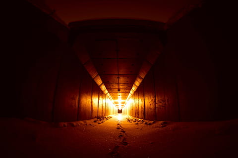 Černá, žlutá, tunel, sníh, zimní, struktura, pod dálnicí, temný, odrazy, světlo, stopy, krajina, mimo, venku, hdr, svítí, noc, cesta vpřed, nikdo, uvnitř, architektura, směr, přeprava, osvětlovací zařízení, silnice, perspektiva, bod zmizení, světlo na konci tunelu, špína, světlo - přírodní jev, absence, spojení, ulice, dlouho, beton, 1080P, CC0, veřejná doména, bez autorských práv