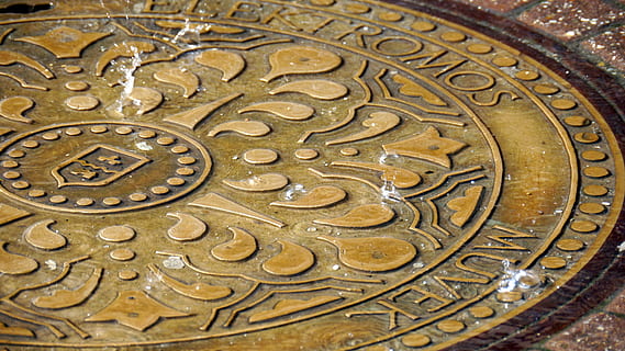 couvercle de drain, orage, ensoleillement, religion, modèle, croyance, métal, lieu de culte, spiritualité, architecture, personne, couleur or, fermer, artisanat, art et Artisanat, l'histoire, le passé, sculpture - produit artisanal, représentation, conception, or, journée, orné, sculpture, 4K, CC0, domaine public, libre de droits