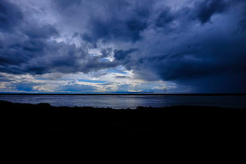 sea, nature, sky, beach, clouds, cloudy, dark, environment, ocean, outdoors, overcast, seascape, storm, water, cloud - sky, scenics - nature, beauty in nature, horizon over water, horizon, tranquil scene, tranquility, land, dramatic sky, no people, cloudscape, 4K, CC0, public domain, royalty free