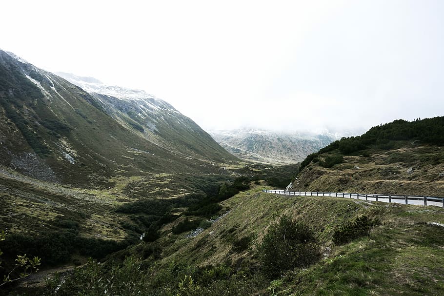 Montafon, ชัดเจน, ปู, ถนน, หน้าผา, ภูเขา, เทือกเขา, หญ้า, สีเขียว, หิมะ, เส้นทาง, ป่า, Nebel, หมอก, การเดินทาง, เทพนิยาย, Alpen, Alp, ประเทศสวิสเซอร์แลนด์, สวิส, ความเป็นป่า, Scenics - ธรรมชาติ, ความงามในธรรมชาติ, ภูมิประเทศ, สิ่งแวดล้อม, ท้องฟ้า, ความเงียบสงบ, ฉากที่ไม่ใช่ในเมือง, ฉากที่เงียบสงบ, ธรรมชาติ, ไม่มีคน, วัน, การขนส่ง, ถนนภูเขา, ปลูก, ที่ดิน, กลางแจ้ง, เมฆ - ท้องฟ้า, ถนนที่คดเคี้ยว, 5K