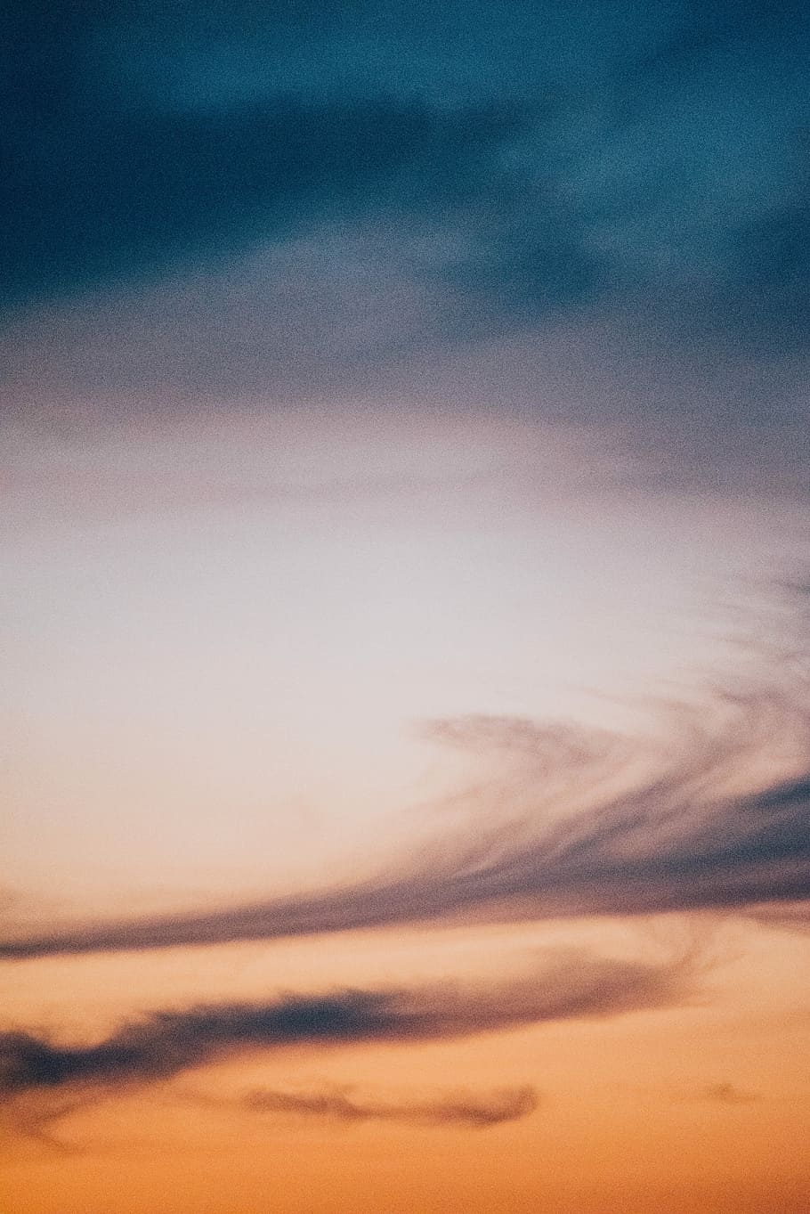 taronja, núvols de verdures, blau, núvol, posta de sol, cel, naturalesa, granulat, núvol - cel, bellesa a la natura, escenics - natura, tranquil·litat, escena tranquil·la, fons, cap gent, idíl·lic, color taronja, cloudscape, cel dramàtic, a l'aire lliure, vespre, marc complet, medi ambient, resum, por, meteorologia, fons abstractes, cel romàntic, 5K
