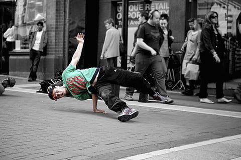 selective, color photo, man, green, red, t-shirt, b-boying, breaking, breakdancing, dance, artist, young, style, hip-hop, sport, dancer, fashion, motion, pose, people, breakdance, cool, hip, acrobat, posing, funky, movement, lifestyle, performance, teenager, music, male, fun, exercise, fitness, urban, breakdancer, sports, show, active, aerobics, recreation, person, move, break dancers, break dancing, street, guy, pedestrians, city, men, urban Scene, real people, full length, lifestyles, leisure activity, dancing, balance, women, group of people, day, incidental people, architecture, casual clothing, skill, adult, hip hop, handstand, 2K, CC0, public domain, royalty free