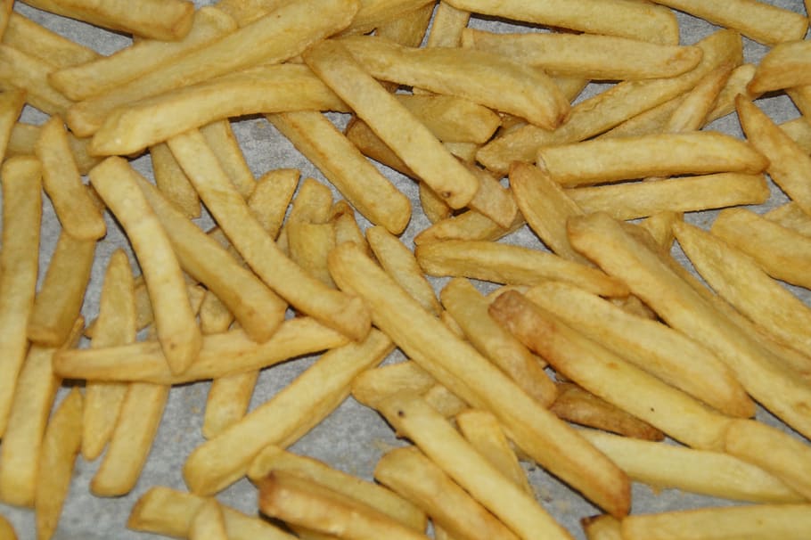 francès, fons, textura, estructura, groc, deliciós, cruixent, patates fregides, menjar ràpid, menjar escombraria, berenar, propagació, distribuït, al forn, forn, suplement, menjar, patata preparada, patata, menjar i beguda, menjar poc saludable, marc complet, llest per menjar, abundància, gran grup d'objectes, primer pla, fregit, cap gent, a l'interior, frescor, hidrats de carboni - tipus d'aliments, temptació, sopar, 5K