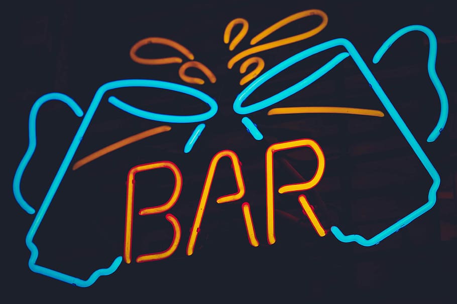 verd blavós, taronja, barra de neó, senyalització de bar neonada activada, barra, llums, fosc, nit, il·luminat, neó, text, comunicació, equips d’il·luminació, brillant, blau, guió occidental, signe, cap gent, fons negre, informació, primer pla, multicolor, signe d'informació, a l'interior, menjar i beguda, creativitat, vida nocturna, missatge, 4K