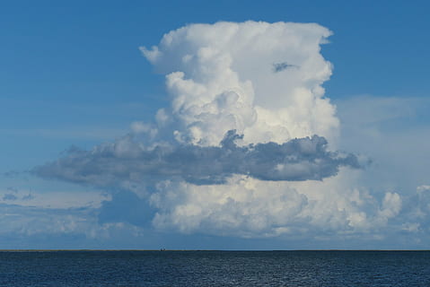 cumulus nimbus, thundercloud, nor turn, nor, forme de nori, nori de vară, mare, cer, Danemarca, Suedia, Nord, laesoe, nor - cer, orizont, apă, orizontul peste apă, scenice - natura, frumusețe în natură, liniște, albastru, natură, o scenă liniștită, zi, nici o persoana, în aer liber, malul mării, idilic, mediu inconjurator, 4K, CC0, domeniu public, fără drepturi de autor