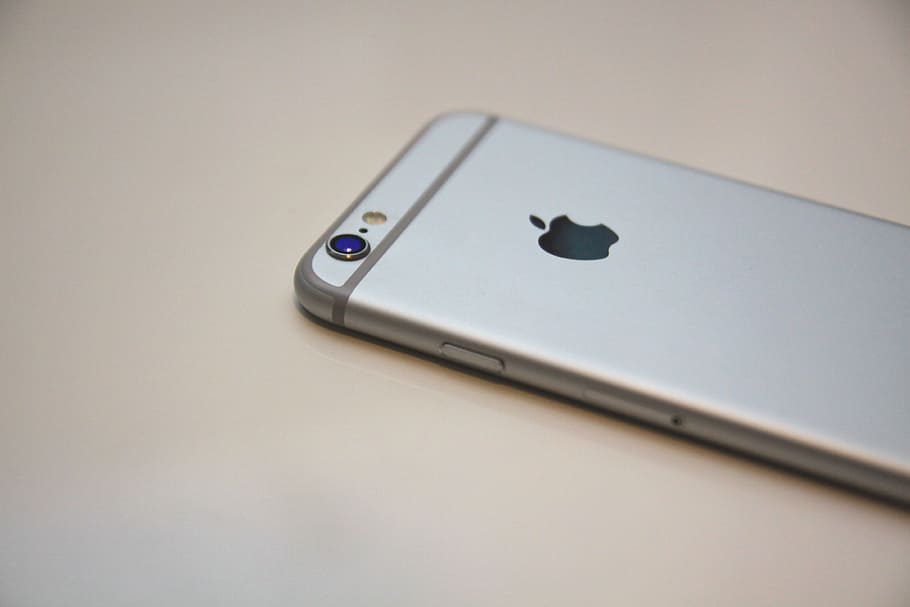 espai, gris, iphone 6, superior, blanc, superfície, poma, dispositiu Apple, mòbil, dispositiu, pantalla, electrònica, iphone, portàtil, telèfon mòbil, telèfon, smartphone, natura morta, tecnologia, connexió, tecnologia sense fils, comunicació, a l'interior, tir de l'estudi, telèfon intel·ligent, cap gent, sol objecte, primer pla, dos objectes, fons de colors, dispositiu d’informació portàtil, senzillesa, taula, tauleta digital, còpia espai, portabilitat, comoditat, color plata, organitzador electrònic, missatge, 4K