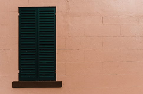 braun, hölzern, Gebäude, Grün, Lamellenfenster, grüne Holzfenster, Wand, Fenster, Rosa, minimal, Fassade, Rahmen, Öffnung, Rechteck, Oberfläche, gebaute Struktur, die Architektur, Gebäudehülle, Wandbau - Funktion, keine Leute, geschlossen, Tag, Muster, texturiert, draußen, Sicherheit, kopieren sie platz, Sonnenlicht, Hintergründe, Verschluss, Geometrische Figur, 5K, CC0, gemeinfrei, lizenzfrei