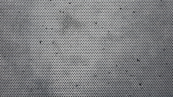 baggrund, struktur, mesh, huller, mønster, design, lag, grunge, overflade, ru, snavset, grungy, baggrunde og teksturer, baggrunde, metal, tekstureret, rist, gitter, trådnet, metal rist, cirkel, tråd, geometrisk form, hul, form, grå, sort farve, krom, abstrakt, stål, gentagelse, ingen mennesker, sølvfarvet, legering, mørk, moderne, jern - metal, tekstureret effekt, metalplader, overflade niveau, 5K, CC0, offentligt domæne, royaltyfrie