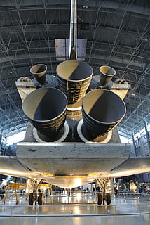 Booster, Shuttle, Platz, Raumschiff, Technologie, Rakete, starten, Raumfahrzeug, Flug, Erkundung, Astronaut, Forscher, Fahrzeug, Orbit, Schiff, Industrie, Transport, Flugzeug, drinnen, keine Leute, Flughafen, Tag, Nahansicht, Metall, große gruppe von gegenständen, die Architektur, Anordnung, hängend, Stillleben, Haushaltsausstattung, Fülle, Sonnenlicht, Kunst und Handwerk, Küchenutensilien, Stapel, Geschirr, Schüssel, Natur, Decke, 4K, CC0, gemeinfrei, lizenzfrei