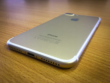 gold iphone 7, plus, table, Iphone 7 Plus, Apple, iphone, iphone 7, apple iphones, iphone 7 gold, iphone 7 plus gold, communication, wireless technology, single object, indoors, portability, technology, connection, mobile phone, smart phone, portable information device, text, close-up, no people, western script, still life, screen, high angle view, two objects, telecommunications equipment, computer icon, 4K, CC0, public domain, royalty free