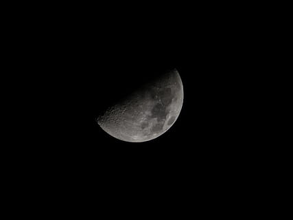 måne, nocturne, himmel, nat, astronomi, plads, planetmåne, skønhed i naturen, kopiere plads, scenics - natur, ro, måneoverfladen, ingen mennesker, Halvmåne, natur, lav vinkel visning, mørk, rolig scene, skyfri himmel, idyllisk, udendørs, astrologi, måneskin, rum og astronomi, 5K, CC0, offentligt domæne, royaltyfrie