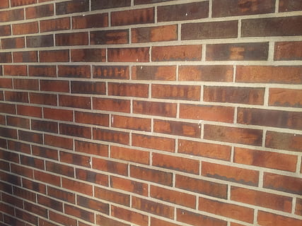 paret de maó, maçoneria, maons, maó, paret, exterior, patró, textura, teló de fons, fons, marc complet, arquitectura, estructura construïda, funció de construcció de parets, cap gent, exterior de l'edifici, repetició, dia, primer pla, a l'aire lliure, marró, disseny, edifici, forma, 2K, CC0, domini públic, lliure de regalies