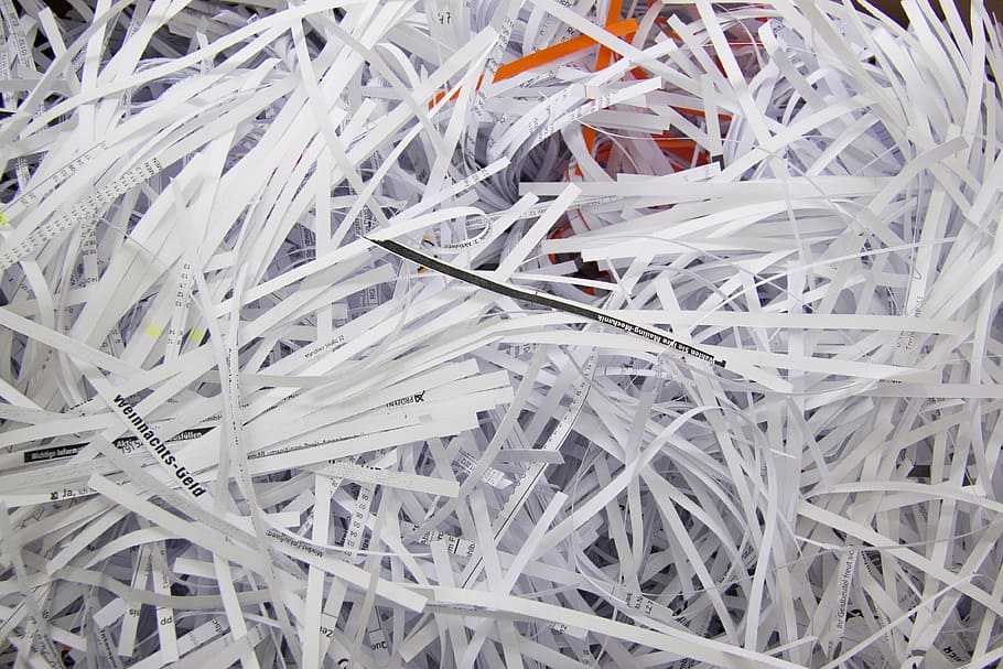 blanc, ratllat, deixalles de paper, trituradora, mecànicament, dispositiu, molinet, aixafar, paper, flocs, tira de paper, trituració, bé, ratlles, creu, tallar, paper triturat, reciclatge, marc complet, fons, cap gent, gran grup d'objectes, abundància, escombraries, vista d’angle alt, primer pla, Color blanc, natura morta, a l'interior, dia, Munt, pila, fet per l'home, patró, desordenat, Chaos, 4K