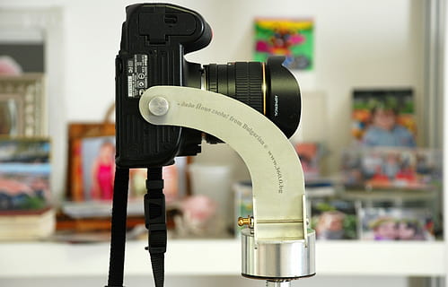 peu profond, photographie de mise au point, noir, mise au point peu profonde, la photographie, appareil photo reflex, équipement, laboratoire, microscope, appareil photo - équipement photographique, La technologie, à l'intérieur, science, se concentrer sur le premier plan, fermer, personne, journée, intérieur de la maison, éducation, instrument de mesure, santé et médecine, contrôle, antique, architecture, structure construite, la communication, thèmes de la photographie, la créativité, objet unique, 2K, CC0, domaine public, libre de droits