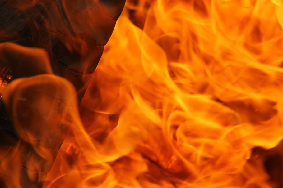 opsluge, ild, raser, flammer, brænde, brænding, glohed, helvede, varme, hed, brandfarlig, opslugte, fyrig, antændende, svide, eksplodere, orange, flamme, brand - naturligt fænomen, orange farve, varme - temperatur, ingen mennesker, tæt på, gul, meddelelse, rød, skilt, baggrunde, advarselsskilt, natur, bevægelse, eksploderer, fuld ramme, sløret bevægelse, bål, 1080P