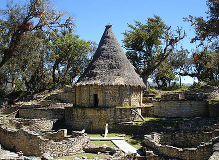 bygning, gammel, Peru, plante, historie, arkitektur, træ, fortiden, bygget struktur, natur, bygning udvendig, himmel, dag, ingen mennesker, sted for tilbedelse, gammel ruin, religion, stenmateriale, udendørs, spiritualitet, gamle civilisation, ødelagt, 2K, CC0, offentligt domæne, royaltyfrie