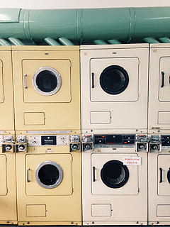 ancora, elementi, cose, moneta, operato, lavaggio, macchine, pile, mucchio, lavatrice, apparecchio, macchinario, attrezzature domestiche, tecnologia, lavanderia, lavanderia a gettoni, nessuno, in casa, avvicinamento, igiene, attrezzatura, asciugatrice, forma, fianco a fianco, fotogramma intero, sfondi, forma geometrica, numero, materiale elettrico, 2K, CC0, dominio pubblico, privo di copyright