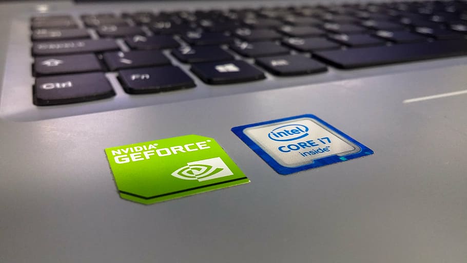 intel, nucli, i7, adhesiu, gris, portàtil, ordinador, nvidia, teclat, tecnologia, mac, aplicació, programari, maquinari, especificacions, gràfics, teclat d’ordinador, Internet, comerç electrònic, clau d’ordinador, cap gent, a l'interior, primer pla, equips informàtics, negocis, tecnologia sense fils, tir de l'estudi, Finances, connexió, text, comunicació, color verd, guió occidental, part de l’ordinador, petit grup d'objectes, símbol ortogràfic, 4K